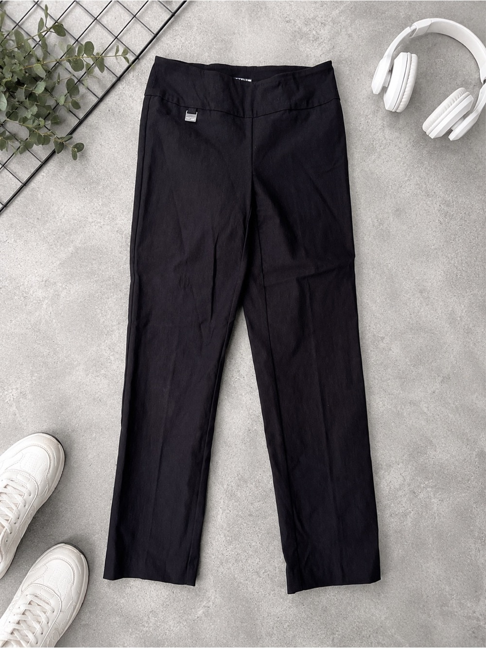 LISSETTE Montréal Black Pull-On Slim Pants – Size 2